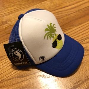 Kids Hawaiian Surfer Skateer Pineapple Trucker Hat